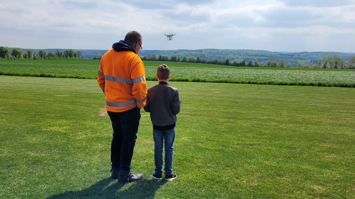 Nachwuchsfliegen mit der Drohne üben